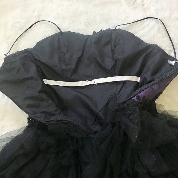 Gorgeous Gothic Princess Dress Gown - Picture 10 of 11
